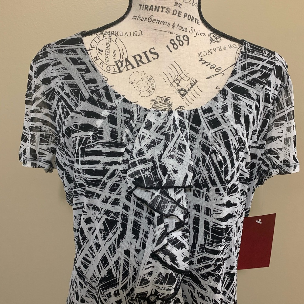 212 Collection Printed Ruffle Mesh Large Top - Picture 3 of 8